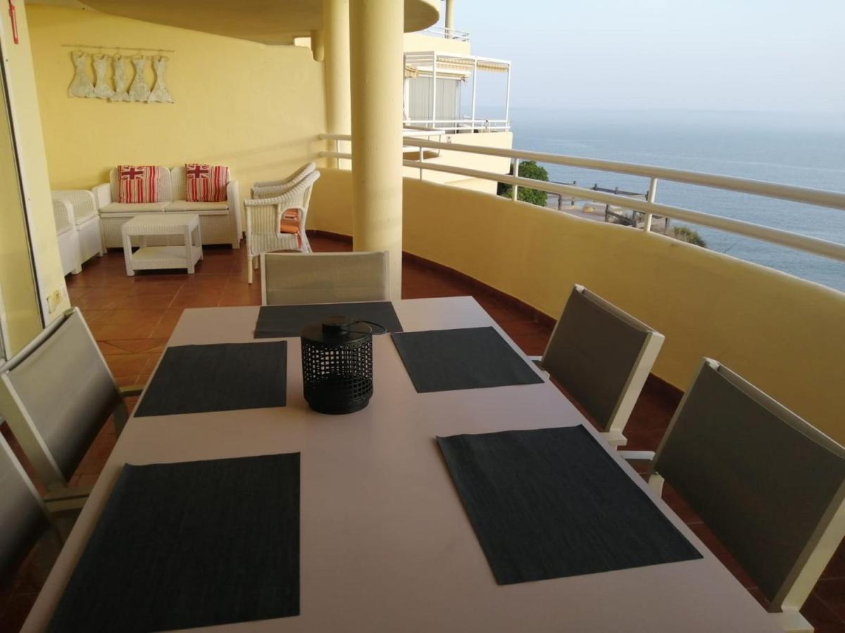 Holidays2Benalmadena Torrequebrada Sea View Front Beach With Pool Parking & Terraces Eksteriør bilde