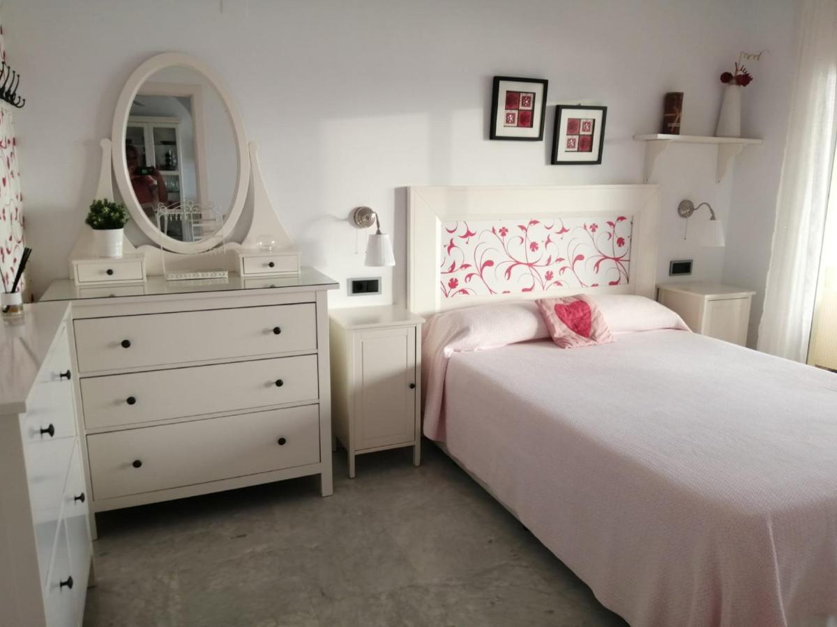 Holidays2Benalmadena Torrequebrada Sea View Front Beach With Pool Parking & Terraces Eksteriør bilde