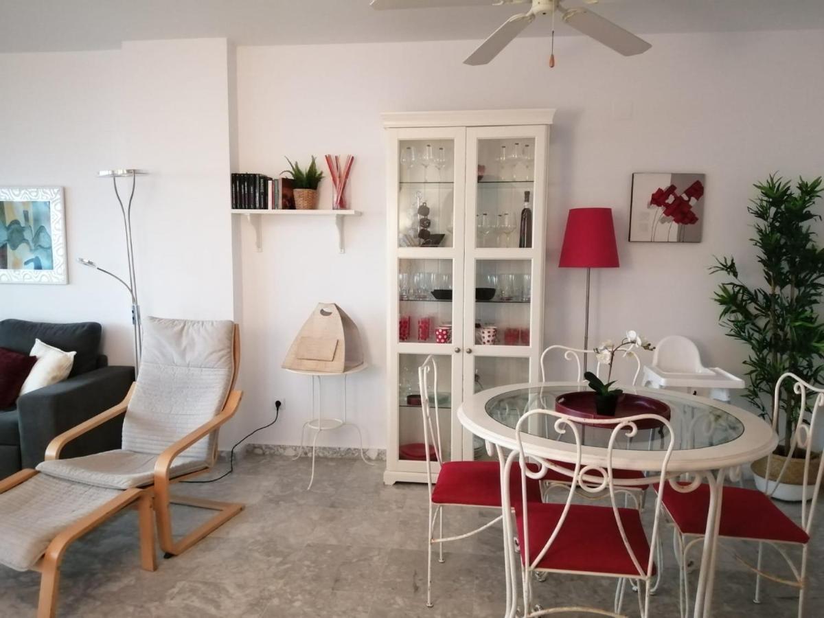 Holidays2Benalmadena Torrequebrada Sea View Front Beach With Pool Parking & Terraces Eksteriør bilde