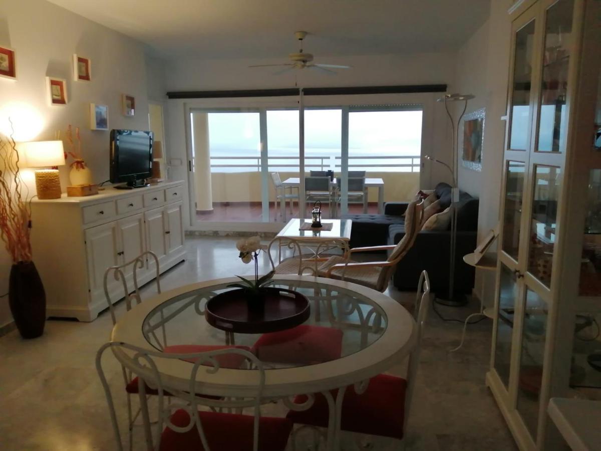 Holidays2Benalmadena Torrequebrada Sea View Front Beach With Pool Parking & Terraces Eksteriør bilde