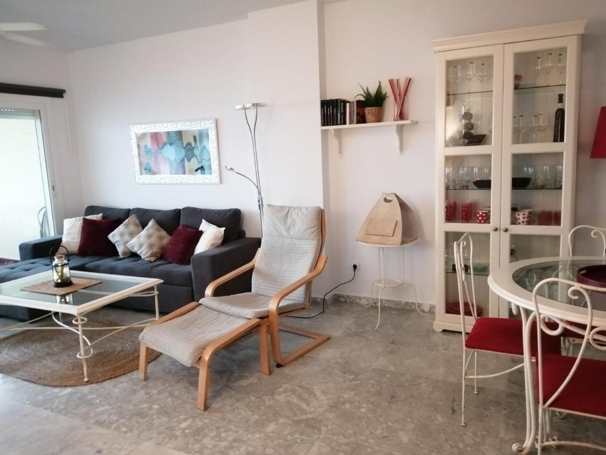Holidays2Benalmadena Torrequebrada Sea View Front Beach With Pool Parking & Terraces Eksteriør bilde